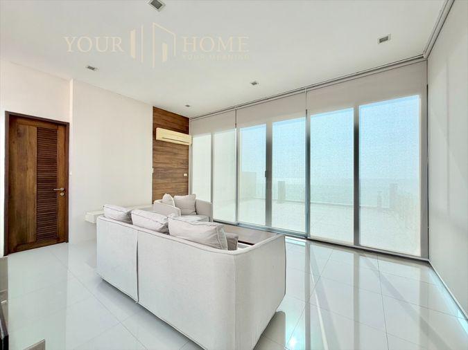 picture Turn Your Home into a Seaside Retreat - Luxury Beachfront House with Private Pool – Bangsaen - 6/35