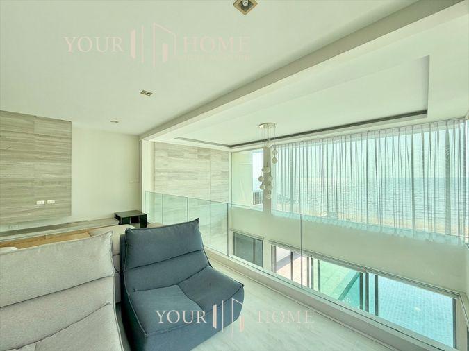 picture Turn Your Home into a Seaside Retreat - Luxury Beachfront House with Private Pool – Bangsaen - 24/35