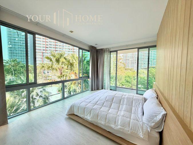picture Turn Your Home into a Seaside Retreat - Luxury Beachfront House with Private Pool – Bangsaen - 8/35