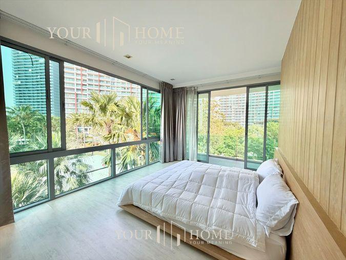 picture Turn Your Home into a Seaside Retreat - Luxury Beachfront House with Private Pool – Bangsaen - 8/35