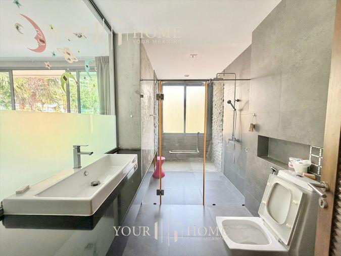 picture Turn Your Home into a Seaside Retreat - Luxury Beachfront House with Private Pool – Bangsaen - 18/35