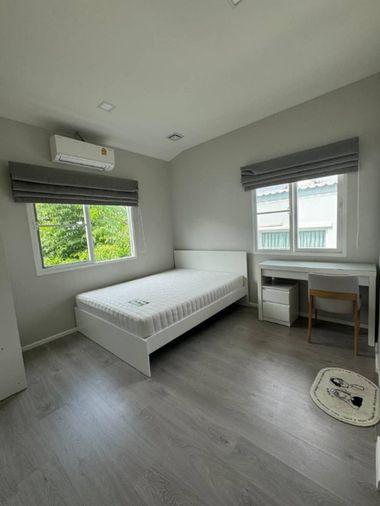 รูป 🏡#AT2405_270🏡𝗙𝗼𝗿 𝗥𝗲𝗻𝘁1️⃣3️⃣0️⃣k.🔥🔥  ‼️บ้านสวยราคาดี ‼️ ✨#ว่างพร้อมชม บ้านเดี่ยวโครงการ  มัณฑนาบางนาวงแหวน  - รูปที่ 10/16