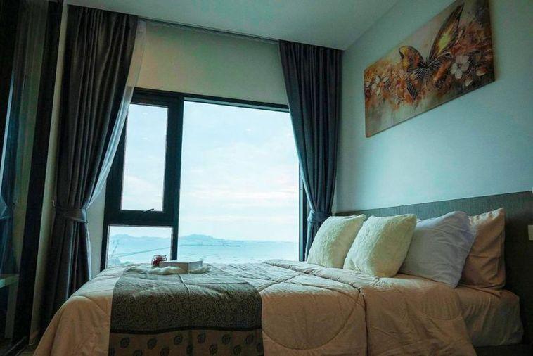 picture Selling Knightsbridge The Ocean Sriracha, a luxury condo, fully furnished and move in Ready - 4/12