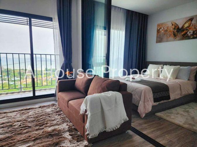 picture Selling Knightsbridge The Ocean Sriracha, a luxury condo, fully furnished and move in Ready - 1/12