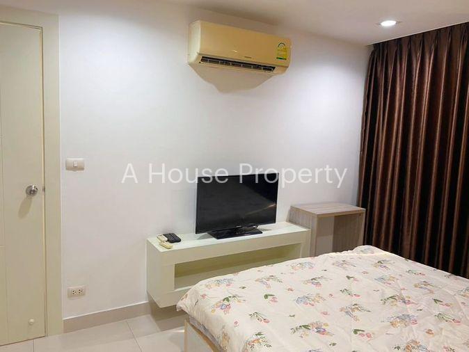 picture Affordable condo at The Time, behind Kasetsart University Sriracha. Beautiful room, move in Ready - 5/6