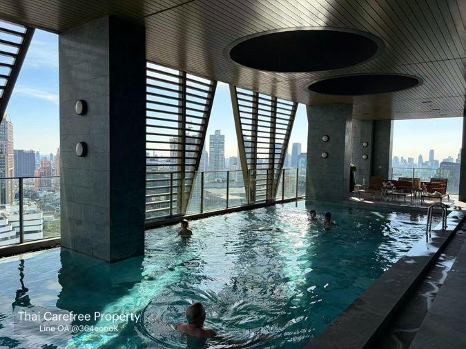 picture Noble State 39 2 Bedroom THB 65,000/month Combined from two 35 sqm one-bedroom units, huge living room - 17/18