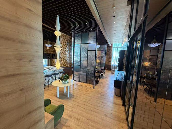 picture Noble State 39  2 Bedroom THB 65,000/month  Combined from two 35 sqm one-bedroom units, huge living room - 13/18