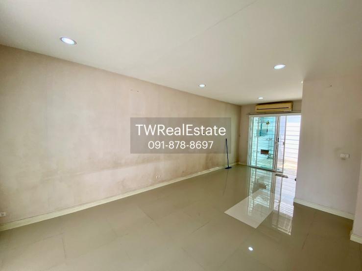 รูป ขายทาวน์โฮม 3 ชั้น บ้านกลางเมือง ลาดพร้าว 87 | บ้านเปล่า แต่งได้ตามสไตล์ | ทำเลเมือง เดินทางสะดวก - รูปที่ 30/40