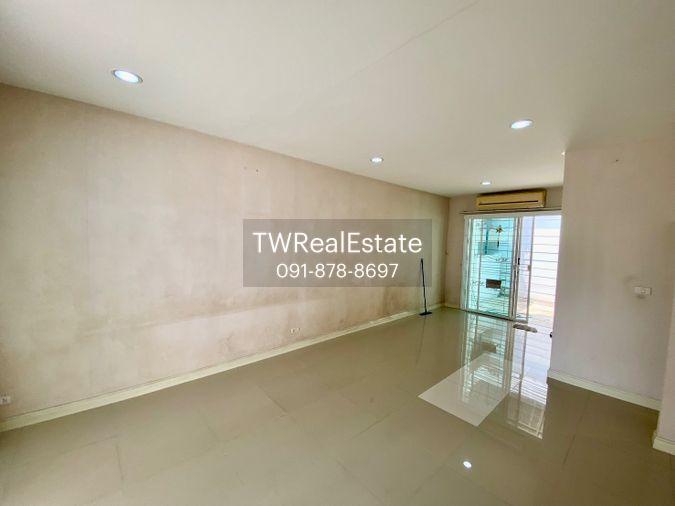 รูป ขายทาวน์โฮม 3 ชั้น บ้านกลางเมือง ลาดพร้าว 87 | บ้านเปล่า แต่งได้ตามสไตล์ | ทำเลเมือง เดินทางสะดวก - รูปที่ 30/40