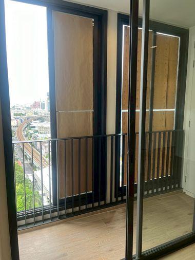 picture Quinn Sukhumvit 101 Condominium is located next to Punnawithi BTS station. - 8/10