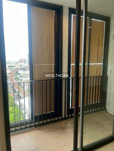 picture Quinn Sukhumvit 101 Condominium is located next to Punnawithi BTS station. - 8/10