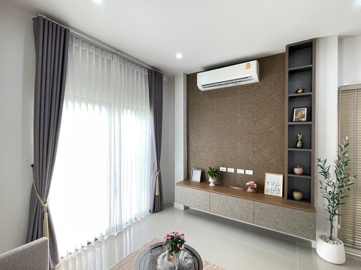 picture 4 Bedroom Modern Family Home North Pattaya - 3/15