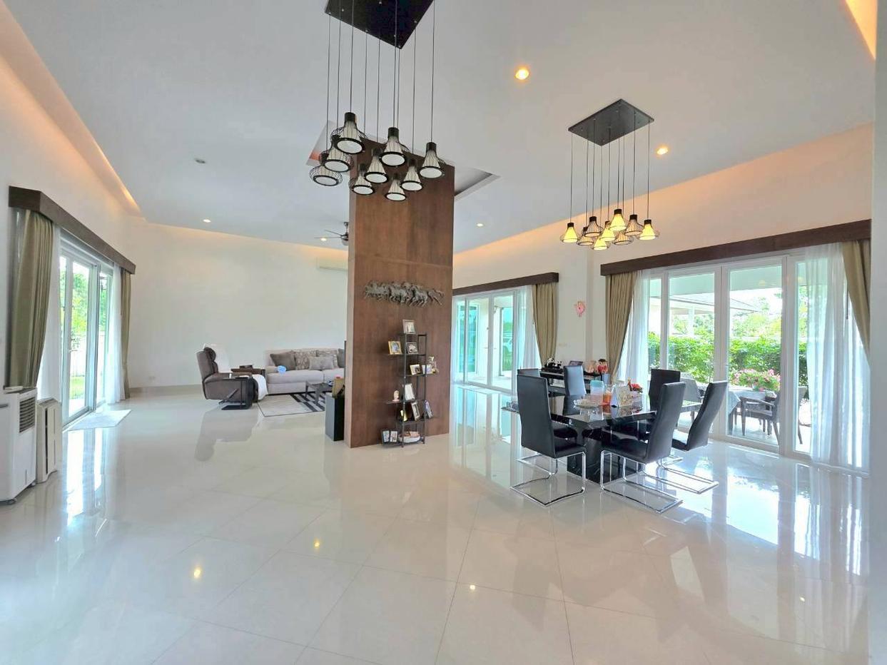 รูป Pool View Villa 3 Bedroom for sale Huai Yai Pattaya - รูปที่ 5/20