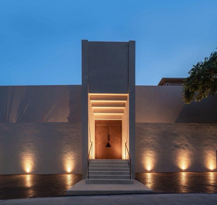 picture Luxury 5 Bedroom Pool Villa for Sale Thappraya Road - 21/22