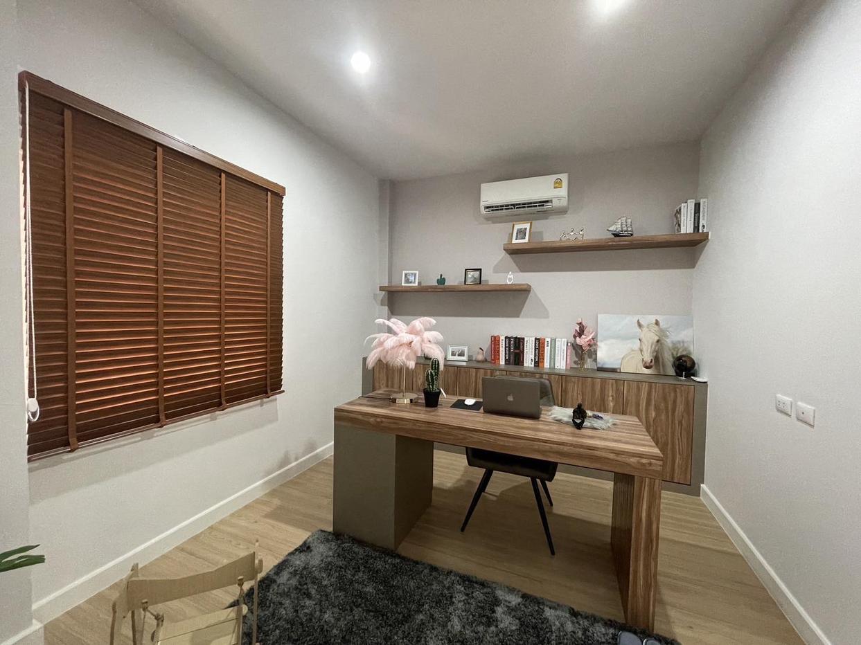picture 4 Bedroom Modern Family Home North Pattaya - 10/15