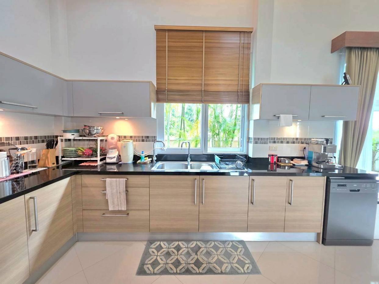 รูป Pool View Villa 3 Bedroom for sale Huai Yai Pattaya - รูปที่ 15/20