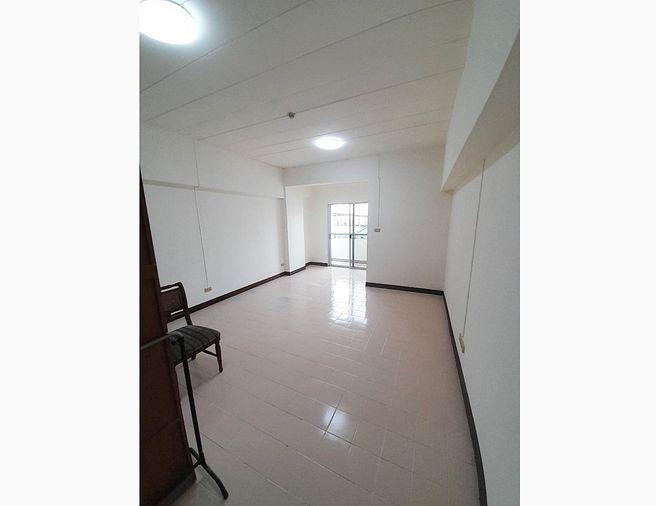 picture Call : 098-831-8539 Condo Sinthanee Residence Tower 29.36 sq.m 1 Bedroom 6th floor, ready to move in - 2/11