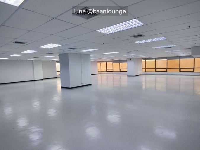 picture Phaholyothin Place Building Size 342.25 square meters - 2/5