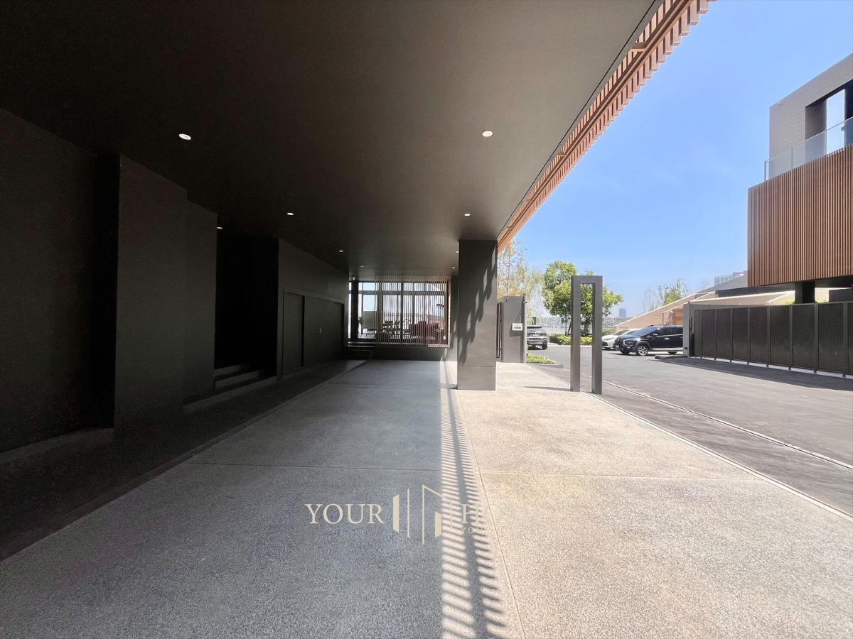 picture Exclusive Riverfront Residence at Noble Aqua Riverfront Ratburana Spacious 5-Bedroom Riverfront House with Guest House - 9/29