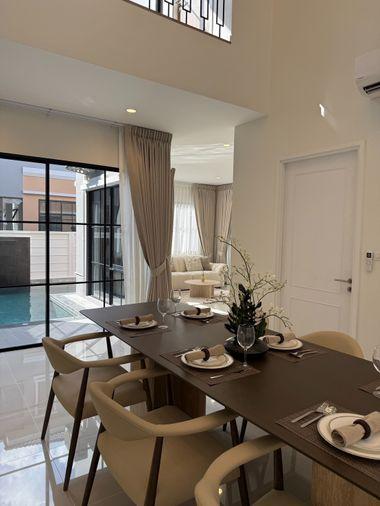 รูป 🌴ให้เช่า🌴 บ้านเดี่ยวสไตล์อังกฤษ Crown Estate - Dulwich Road 4ห้องนอน/3ห้องน้ำ 60ตร.วา พร้อมสระว่ายน้ำ ตกแต่งหรูพร้อมอยู่, เกาะแก้ว ภูเก็ต - รูปที่ 2/24