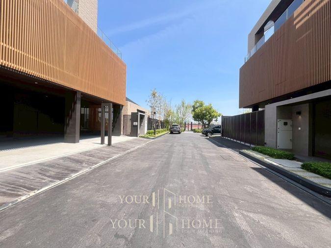 picture Exclusive Riverfront Residence at Noble Aqua Riverfront Ratburana Spacious 5-Bedroom Riverfront House with Guest House - 13/29