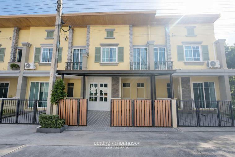 picture Townhouse Golden Town On Nut-Pattanakarn - 1/30