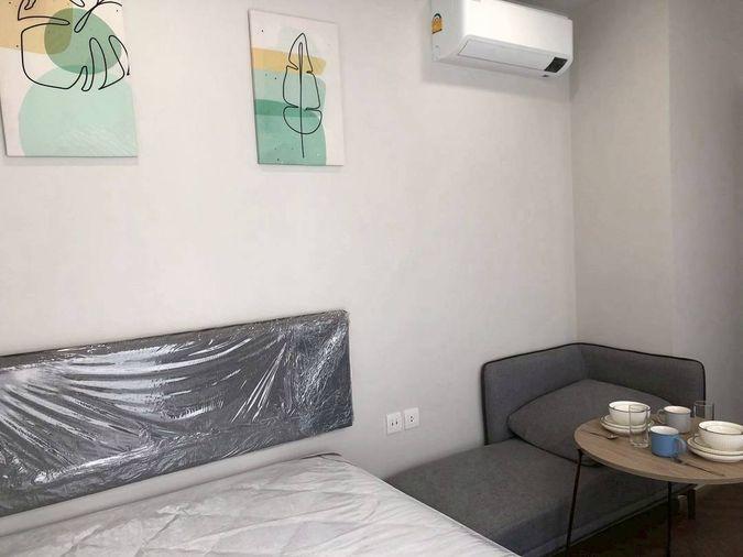 picture Beautiful and comfortable room at a great price! Fully furnished and ready to move in. | Code DS2287 Line @Dstay - 2/7