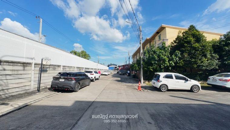 picture Townhouse Golden Town On Nut-Pattanakarn - 3/30