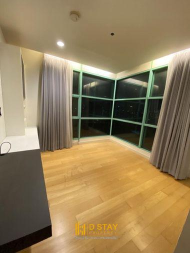 picture Spacious room, good price, riverside location. Beautiful condo, great value. Code DS1277 Line: @Dstay - 4/7