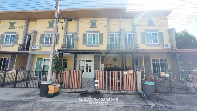 picture Townhouse Golden Town On Nut-Pattanakarn - 5/30
