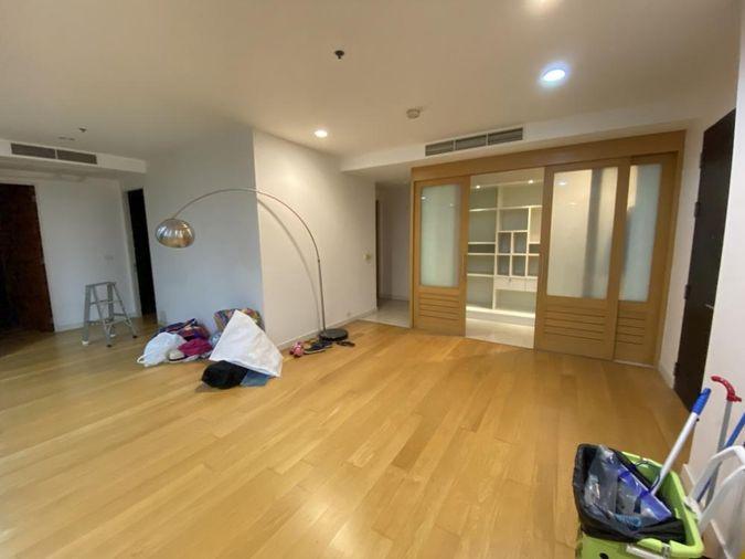 picture Spacious room, good price, riverside location. Beautiful condo, great value. Code DS1277 Line: @Dstay - 6/7