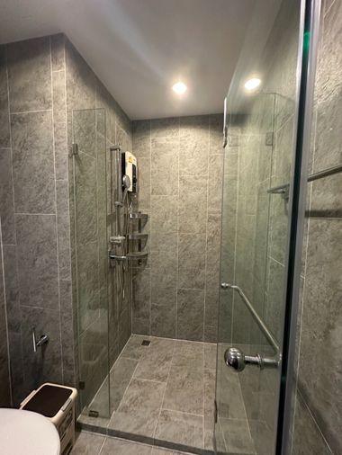 picture ✨Beautiful room, great price, fully furnished, convenient location near BTS Ekkamai | Code DS2342 Line : @Dstay - 13/14