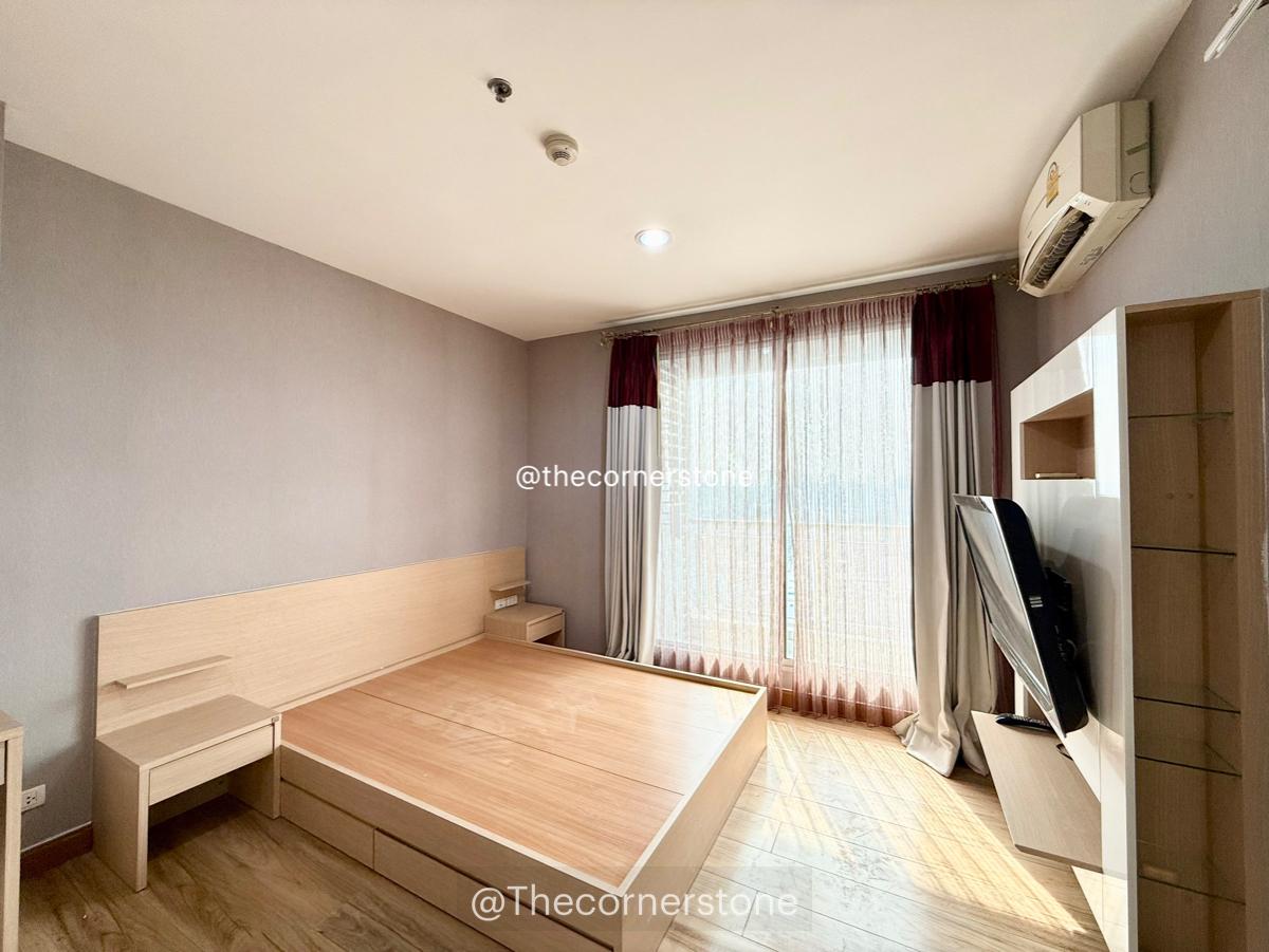 picture Condo for Sale❗️"𝐑𝐡𝐲𝐭𝐡𝐦 𝐑𝐚𝐭𝐜𝐡𝐚𝐝𝐚" 1 Bedroom 1 Bathroom Size 46 Sq.m. - 4/10