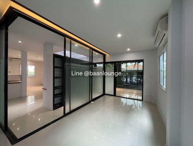 รูป ขายบ้าน ซอยนาคนิวาส 15 ลาดพร้าว โชคชัย 4 2 ชั้น บ้านหันหน้าทางทิศเหนือ - รูปที่ 11/15