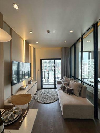 รูป ห้องว่าง* ✅ ✅ ให้เช่า - MUNIQ Sukhumvit 23 , Super Luxury 1 ห้องนอน พร้อมเข้าอยู่ ติดต่อไลน์ @bktasset โทร 095-325-8928 - รูปที่ 3/8