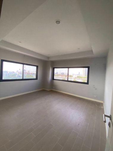 picture For sale: Rama VI Mansion. Spacious rooms with ample usable space. Excellent price. | Code DS1456 Line: @Dstay - 2/5