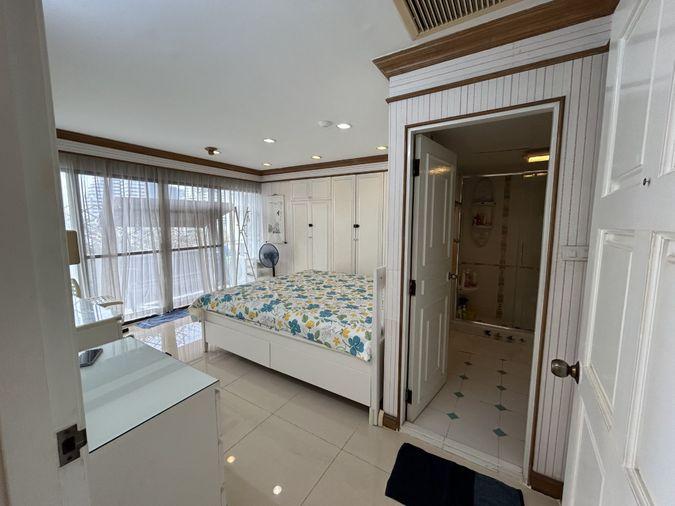 picture Richmond Palace condo for sale. Beautiful unit, fully furnished. Code DS1309. Contact Line: @Dstay - 3/10