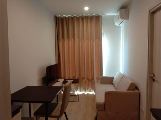 picture For sale: Noble Revolve Ratchada 2, beautiful unit, great price, high floor, amazing city view. Code DS1499 Line: @Dstay - 3/9