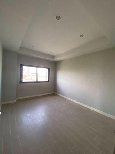 picture For sale: Rama VI Mansion. Spacious rooms with ample usable space. Excellent price. | Code DS1456 Line: @Dstay - 3/5