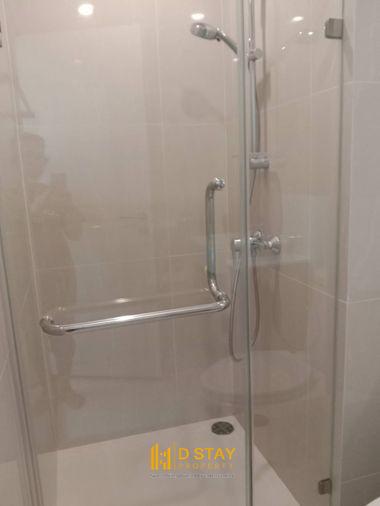 picture For sale: Noble Revolve Ratchada 2, beautiful unit, great price, high floor, amazing city view. Code DS1499 Line: @Dstay - 7/9