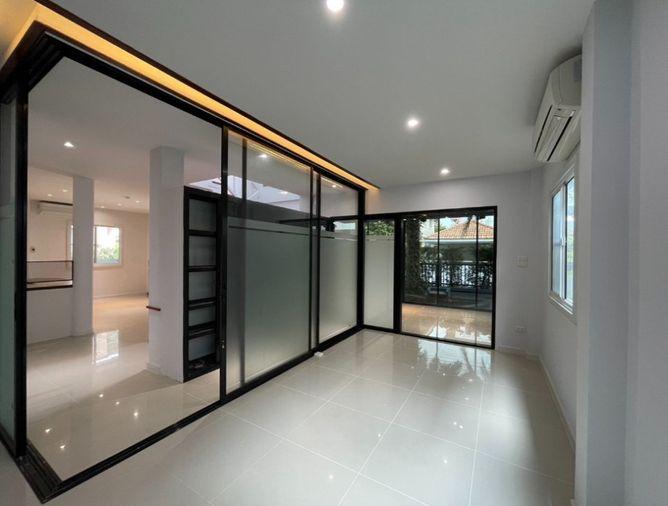 รูป ขายบ้าน ซอยนาคนิวาส 15 ลาดพร้าว โชคชัย 4  2 ชั้น บ้านหันหน้าทางทิศเหนือ   - รูปที่ 7/15