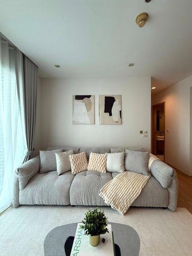 picture For Sale: Siri @ Sukhumvit, beautiful unit with bathtub, very livable, comfortable decor, spacious area, excellent price. | Code DS1570 Line : @Dstay - 4/7