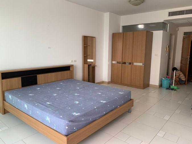 picture P-47361 River View Studio at Supalai River Place: Iconsiam Nearby, 9,500 THB! Line Id: @easythaihome 085-592-2897 - 1/5