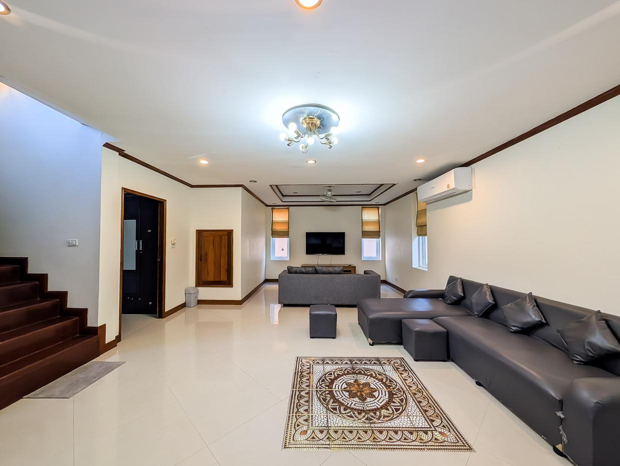 รูป House with Private Pool for Rent in Pratumnak Hill - รูปที่ 1/20