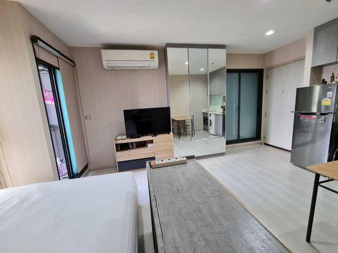 รูป ขาย ริทึ่ม สุขุมวิท 36-38 ห้องสตูดิโอ ตกแต่งพร้อมเข้าอยู่ เฟอร์ครบ ชั้นสูง วิวเมือง ราคาดีมาก  | Code DS1626 Line : @Dstay - รูปที่ 2/10