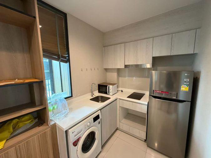 picture Life One Wireless 35 sq.m. 24,000 THB / Month  - 9/12