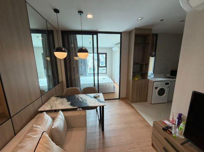 picture Life One Wireless 35 sq.m. 24,000 THB / Month  - 6/12