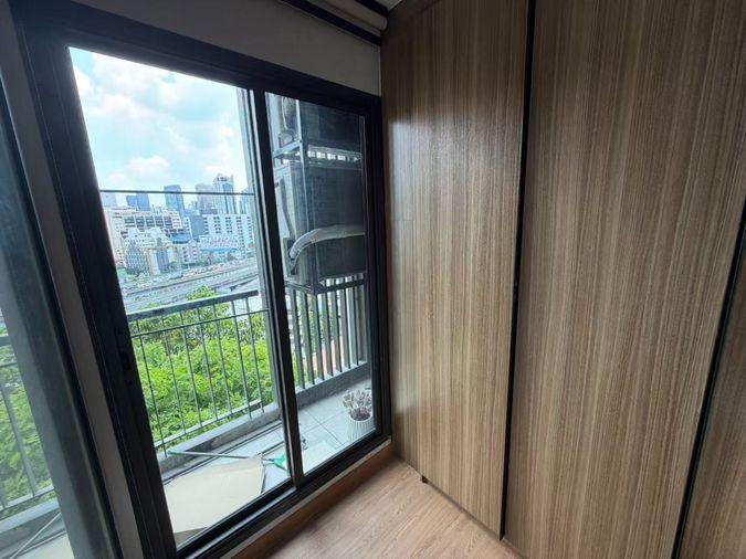 picture Life One Wireless 35 sq.m. 24,000 THB / Month  - 11/12