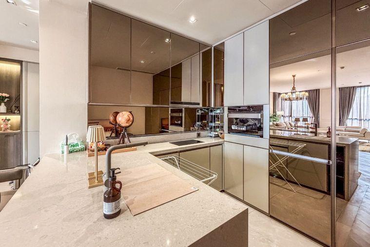 picture Sale at The Reserve Sathorn | Beautiful Unit, Fully Furnished, Ready to Move In, Prime Sathorn Location | Code DS2226 Line: @Dstay - 12/15