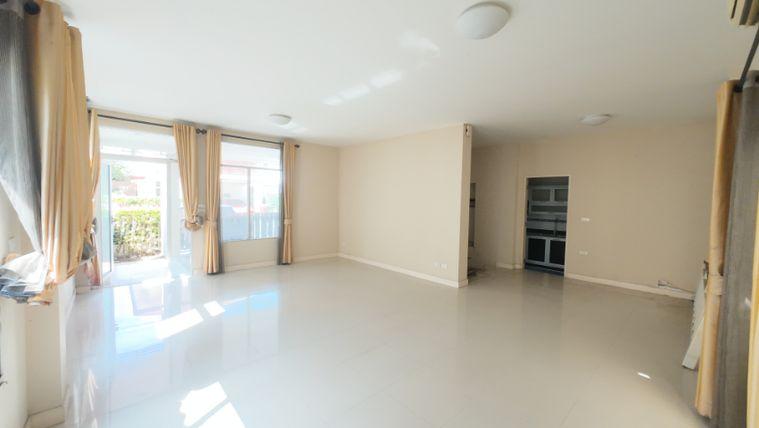 รูป บ้านแฝดอารมณ์บ้านเดี่ยว พร้อมพัฒน์ พรีว่า พื้นที่เยอะ 144 ตรม. เส้นเมนโครงการ ตอบโจทย์ครอบครัวเริ่มต้น - รูปที่ 18/28